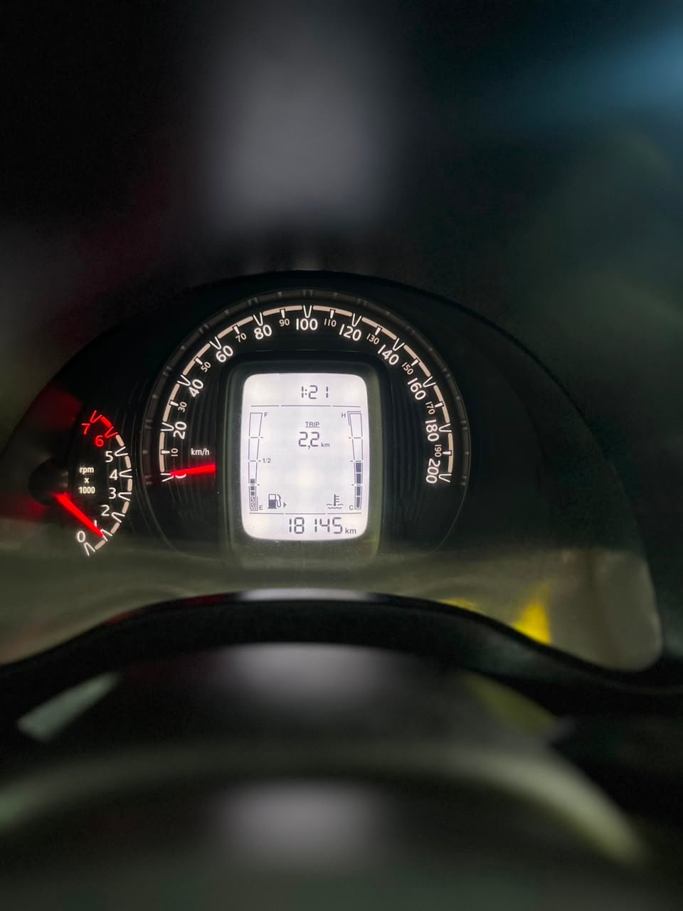 Fiat Mobi Like 1.0 — quadro de instrumentos