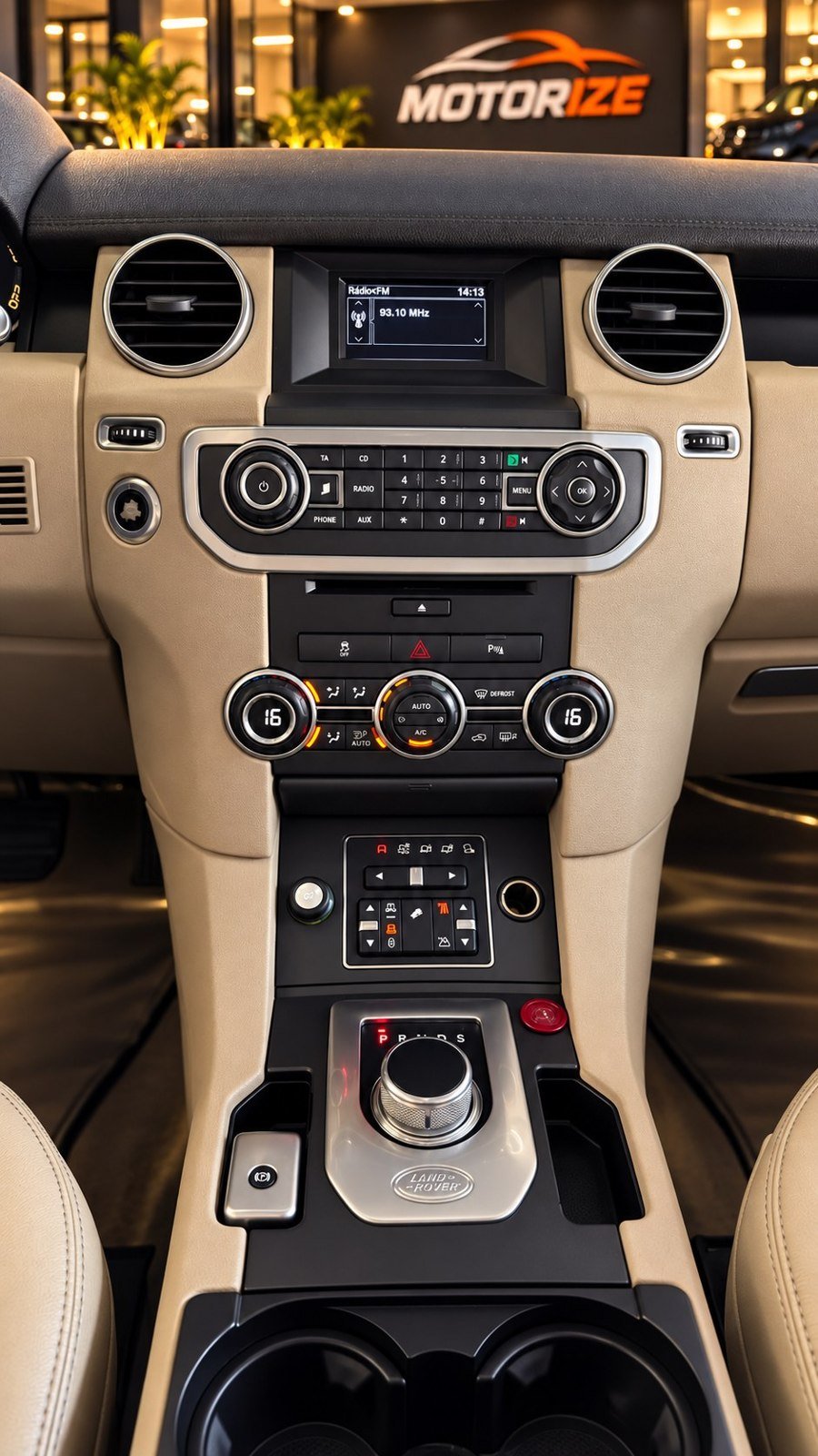 Land Rover Discovery 3.0 S SDV6 Turbo Diesel AT - foto 8